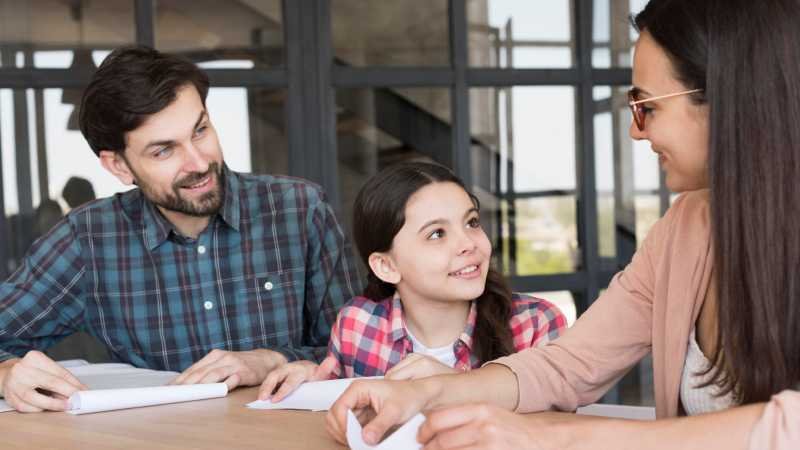 FPMomTips Parental Advice from FamousParenting: A Complete Guide