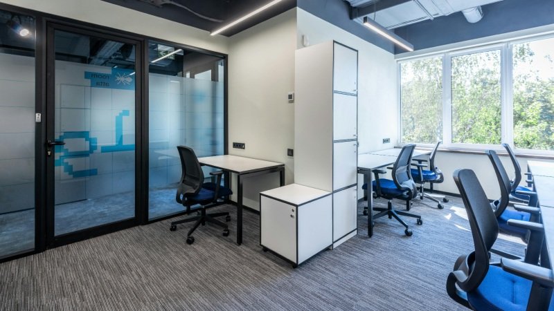 How Modern Office Layouts Improve Productivity and Privacy